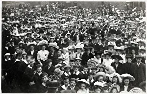 A large crowd gathering - north of England (possibly Leeds or Sheffield?). Date: 1908 A large crowd gathering - north of England (possibly Leeds or Sheffield?). Date: 1908
