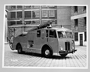 LCC-LFB Dual purpose pump escape at Lambeth HQ LCC-LFB Dual purpose pump escape at Lambeth HQ