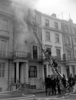 Smoke Collection: LCC-LFB Serious house fire in Notting Hill