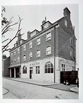 LCC-LFB Pageants Wharf fire station, Rotherhithe LCC-LFB Pageants Wharf fire station, Rotherhithe