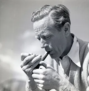 Leslie Howard as RJ Mitchell in The First of the Few Leslie Howard as RJ Mitchell in The First of the Few