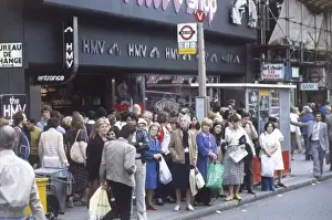 Vintage London Transport Image Prints: London Bus Queue