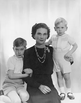 A Madame Yevonde portrait of the Duchess of Gloucester A Madame Yevonde portrait of the Duchess of Gloucester