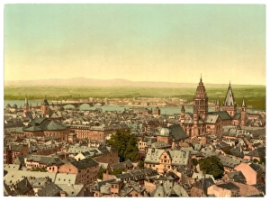 Mainz, towards the Rhine, the Rhine, Germany Mainz, towards the Rhine, the Rhine, Germany
