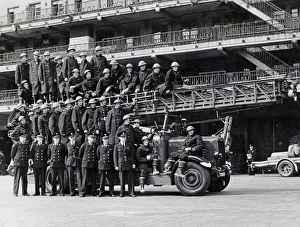 Members of the Canadian Fire Service join the NFS, WW2 Members of the Canadian Fire Service join the NFS, WW2