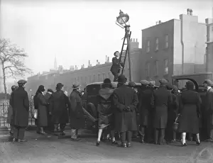 Early 20th Century English Streetscape Prints: Mending a Lamp Post
