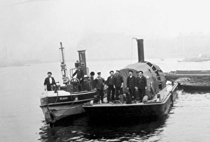 MFB fire float and tug with river firemen MFB fire float and tug with river firemen