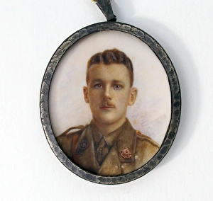 Miniature watercolour on ivory - WWI Officer Miniature watercolour on ivory - WWI Officer