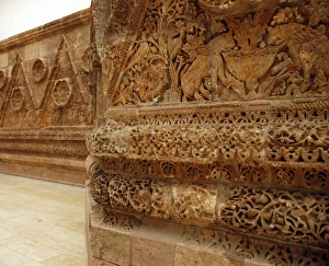 Mshatta Palace. 8th century. Facade. Detail Mshatta Palace. 8th century. Facade. Detail