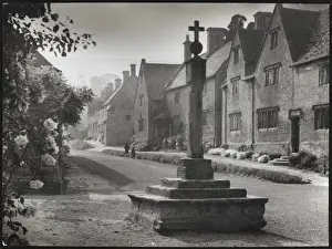 Gloucestershire Countryside Views Prints: Old Cross / Stanton