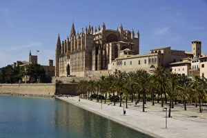 Palma - Cathedral Sa Seu, Almudaina Palace, Bishop Palace Palma - Cathedral Sa Seu, Almudaina Palace, Bishop Palace
