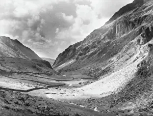 Llanberis Pass Prints: Pass of Llanberis