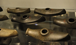 Perforated Battle-Axes. Nordic areas. (2900-2450/2350 BC) Perforated Battle-Axes. Nordic areas. (2900-2450/2350 BC)