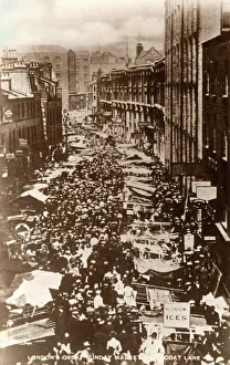Petticoat Lane, London - View down the market Petticoat Lane, London - View down the market