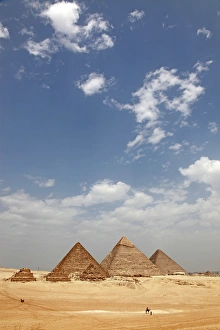 Pyramids of Giza in Cairo, Egypt Pyramids of Giza in Cairo, Egypt