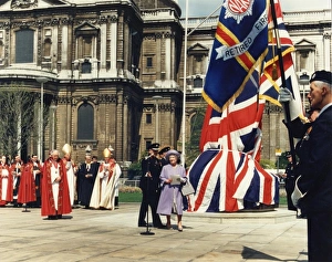 Queen Mother attending Blitz Memorial Service, St Pauls Queen Mother attending Blitz Memorial Service, St Pauls