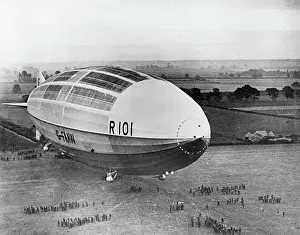 R101 Airship Prints: The R101 before Flight