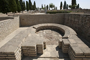 Roman city of Italica. House of the Birds. Bread oven. Spain Roman city of Italica. House of the Birds. Bread oven. Spain