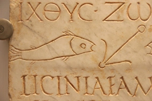 Roman tombstone with Christian iconography. Amias Licinia de Roman tombstone with Christian iconography. Amias Licinia de