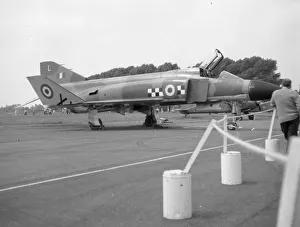 Royal Air Force - McDonnell Douglas F-4K Phantom FG.1 XV573 Royal Air Force - McDonnell Douglas F-4K Phantom FG.1 XV573