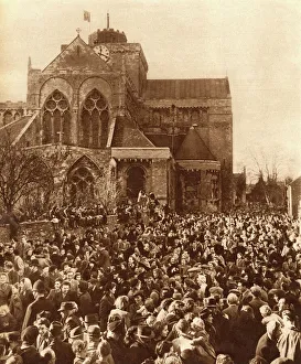 Royal Wedding 1947 - crowds at Romsey Royal Wedding 1947 - crowds at Romsey