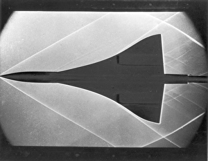 Schlieren photograph of a Concorde model in a wind tunnel Schlieren photograph of a Concorde model in a wind tunnel