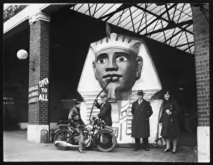 WW2 London Street Scene Prints: Sphinx Petrol Pump