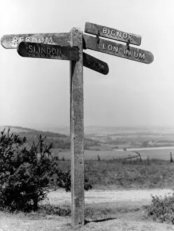 Images Dated 1st June 2011: Stane Street Signpost
