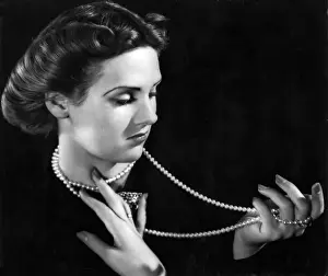 Pearl Necklace Prints: A String of Pearls