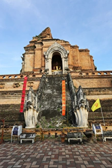 Stupa, Wat Chedi Luang temple, Chiang Mai Stupa, Wat Chedi Luang temple, Chiang Mai