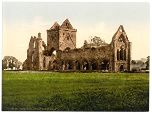 Sweetheart Abbey, Dumfries, Scotland Sweetheart Abbey, Dumfries, Scotland