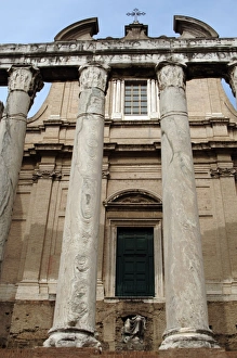 Temple of Antoninus and Faustina. Rome. Italy Temple of Antoninus and Faustina. Rome. Italy