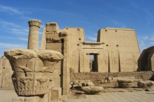 Temple of Horus. Pylon entrance. Edfu. Egypt Temple of Horus. Pylon entrance. Edfu. Egypt