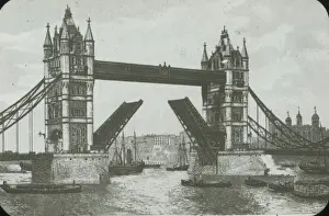 Historic Tower Bridge Prints: Tower Bridge