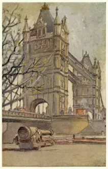 Iconic British Landmarks Prints: Tower Bridge 1926