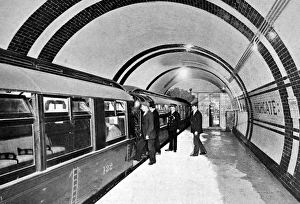The tube railway form Charing Cross to Hampsted. Platform at The tube railway form Charing Cross to Hampsted. Platform at