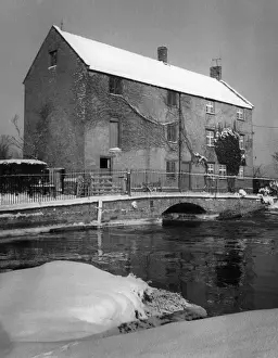 English Winter Scenes Prints: Upton Mill in Winter