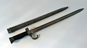 WWI French Mannlicher Berthier Infantry rifle bayonet WWI French Mannlicher Berthier Infantry rifle bayonet