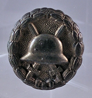 WWI German War Wound badge, made as a brooch WWI German War Wound badge, made as a brooch