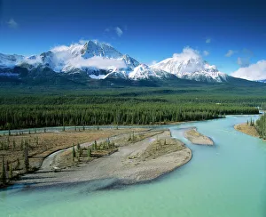 CANADA - Athabasca River & Rocky Mountains CANADA - Athabasca River & Rocky Mountains