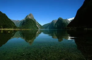 New Zealand - Milford Sound Fiordland National Park, South Island New Zealand - Milford Sound Fiordland National Park, South Island