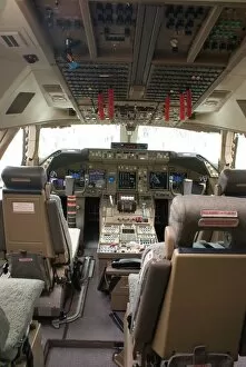 Aeroplane Collection: Boeing 747-8 flight deck