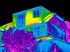 Prints of Building, thermogram. A thermogram shows the variation in temperature on the surface of an object, measured by the long-wave infrared radiation it emits Images Dated 2008 December: Thermogram Building Print
