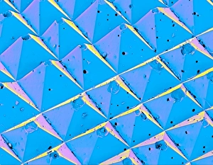 Coloured SEM of the surface of advanced sandpaper Coloured SEM of the surface of advanced sandpaper