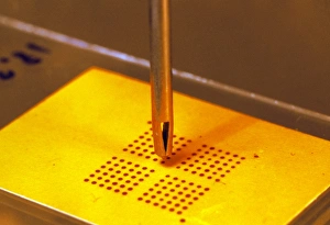 DNA BioChip plotter being tested for accuracy DNA BioChip plotter being tested for accuracy