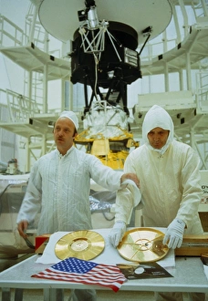 Evidence of life on earth stored in Voyager 2 Evidence of life on earth stored in Voyager 2