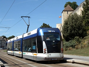 Guided tram transport system Guided tram transport system