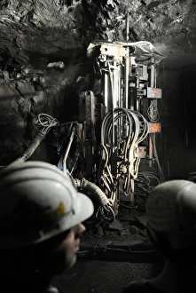 Mining Industry Equipment Prints: Installing a wall support in a mine C018 / 2353