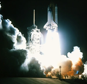 Launch of the space shuttle Endeavour on STS-88 Launch of the space shuttle Endeavour on STS-88