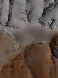 Mars Global Surveyor image of Valles Marineris Mars Global Surveyor image of Valles Marineris